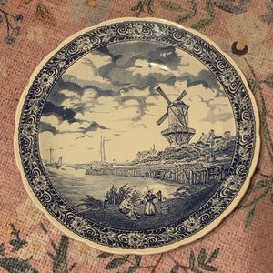 Delft blue by Boch “made for Royal Sphinx” (Holland) Lg porcelain Serving Plate